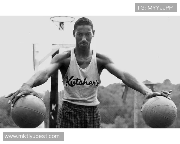 各队历史单场得分王盘点科比81分张伯伦100分是否永恒不破